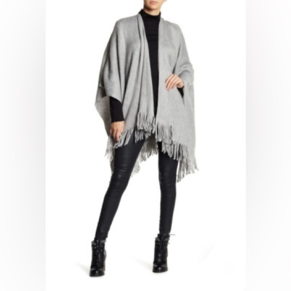 Vince Camuto Charcoal‎ Knit Poncho